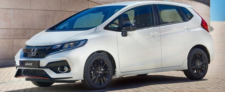 Honda Jazz, una macchina intorno a un cambio
