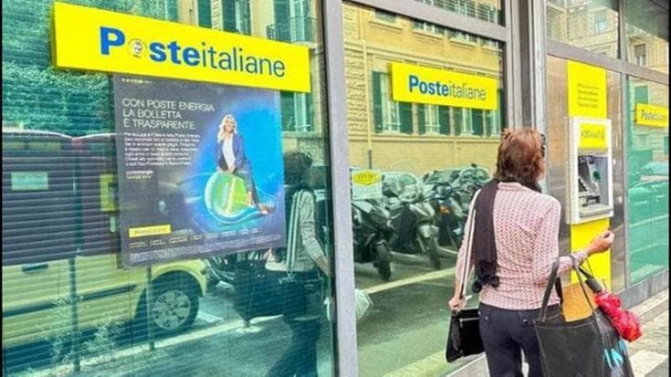Tredicenne rapina un ufficio postale con una pistola giocattolo, fermato dai carabinieri