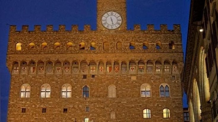 Firenze, spunta una norma statale: per i presidenti di Quartiere lo stipendio è a rischio