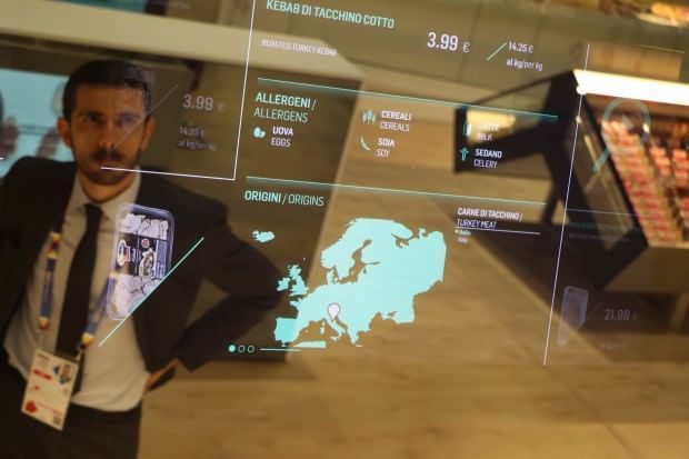 Expo, nel supermercato del futuro tra robot ed etichette interattive