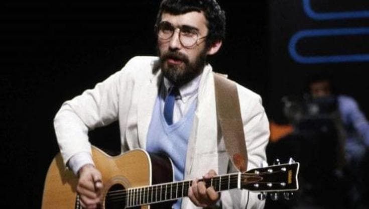 Stagioni diverse, nelle canzoni tra afa e gelo dei sentimenti