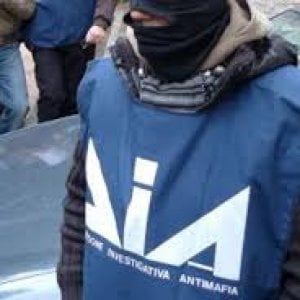 Camorra, estorsione a imprenditore del casertano: due arresti
