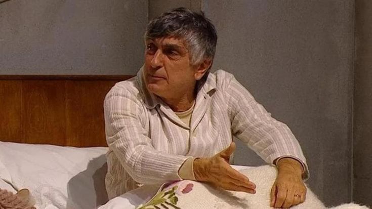 Vincenzo Salemme torna in scena con Ogni promessa è debito: “Mi ha ispirato il teatro di Eduardo”