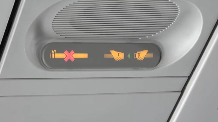 Ita, turbolenze sul Bangkok-Roma: 2 assistenti di volo contusi. Ecco come comportarsi a bordo