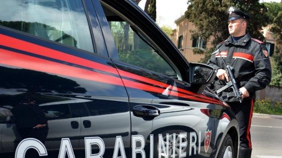Trani, assoldavano anche pusher minorenni: 17 arresti per tentato omicidio e traffico di droga