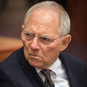 La Germania approva gli aiuti alla Grecia. Schaeuble: "Hanno accettato tutto"