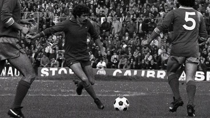 Palanca, il 'Cruijff dei poveri' che segnava da calcio d'angolo: "Mi aiutava il vento. Il mio sogno? Essere una figurina Panini, ma il calcio di oggi non mi piace”