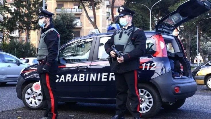 Le promette un lavoro da colf, poi la sequestra e la stupra la notte di Natale: 39enne rinviato a giudizio a Varese