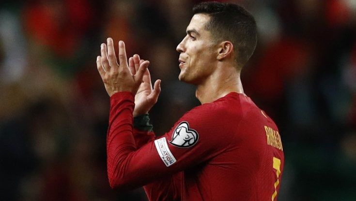 Portogallo, Cristiano Ronaldo festeggia il record di presenze con una doppietta. Tripletta di Hojlund alla Finlandia