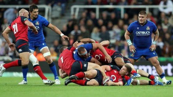 Rugby, Italia travolta dall'Inghilterra nell'ultimo test match prima del Mondiale