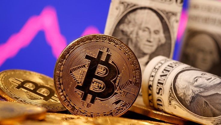 Il Bitcoin conquista Morgan Stanley: la banca d'affari lancia fondi sulla criptovaluta per i suoi Paperoni