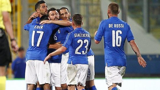 Italia-Scozia 1-0: ci pensa Pellè, ma gli azzurri non entusiasmano. Montolivo va ko