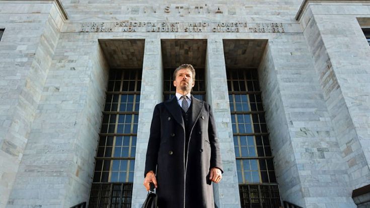 La Milano dell’avvocato Ligas: dal tribunale alla Terrazza Martini i luoghi della nuova serie