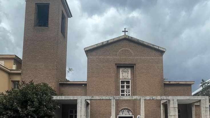 “Una parte di me è morta con te”, l’addio della sorella di Gianluca a Ostiense