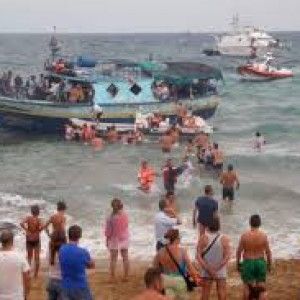 Aperto un dialogo tra il governo e la societ&agrave; civile sull'accoglienza dei profughi