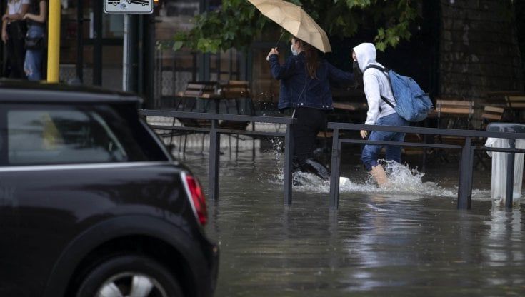 Nubifragio a Roma, tre fallimenti in uno: ecco perché la Capitale è finita sott'acqua