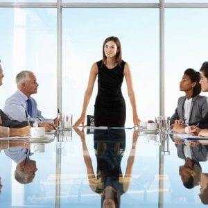 Donne ai vertici: per la prima volta superano un terzo dei consiglieri nelle società quotate