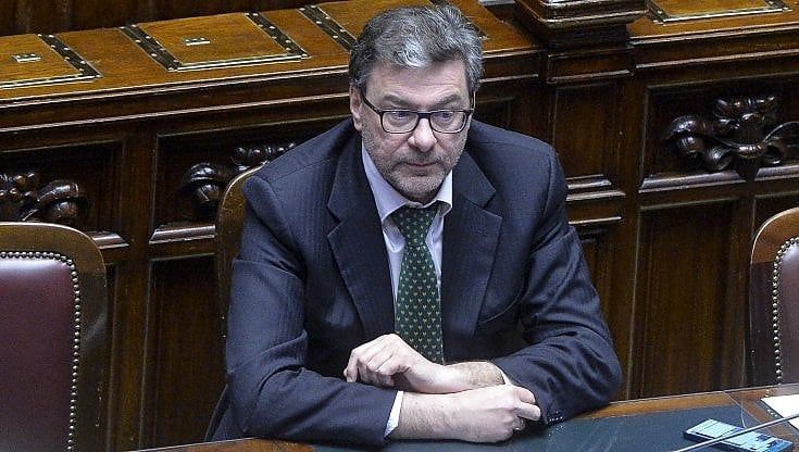 Tasse, il problema del governo Meloni: il taglio del cuneo fiscale “strutturale” costerà 11 miliardi, per ora ce ne sono la metà