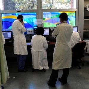 Malattie rare, 6-7 anni per la diagnosi. I pazienti: "Più screening e più formazione per i medici"