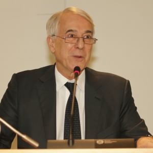 Pisapia: "Milan, mancano grandi investimenti ma sono stati fatti tanti errori"