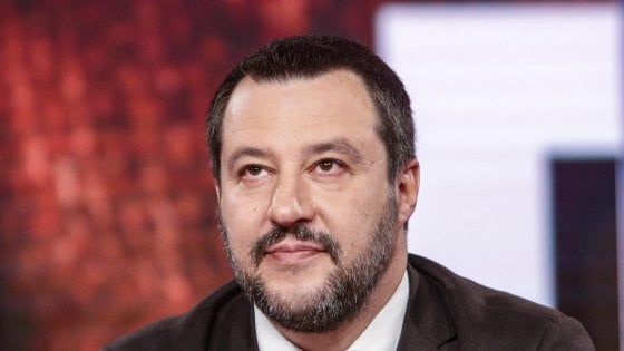 Diciotti, caso Salvini all'esame del Senato il 30 gennaio. Il vicepremier: "Pronto a farmi processare"