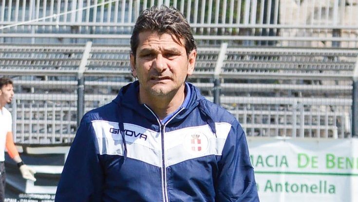 Covid, muore a 45 anni Antonio Vanacore: era il vice-allenatore della Cavese