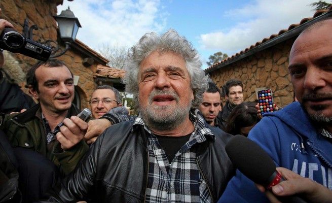 Cinquestelle contestano la senatrice<br />e il video va su YouTube