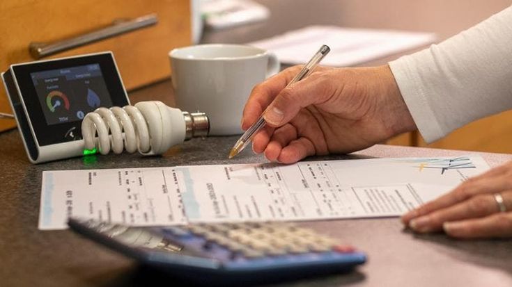 Gli italiani cercano di far luce sulle utenze domestiche