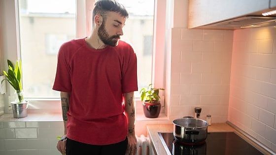 Un neogenitore su tre soffre di solitudine