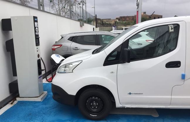 Nissan amplia la rete di ricarica rapida