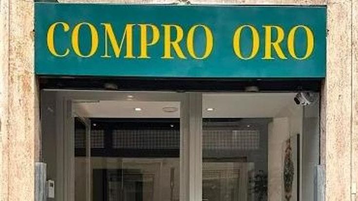 Pinciano, 73enne truffa un compro oro con gioielli falsi: 25mila euro incassati in tre giorni