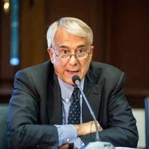 Emergenza profughi siriani, Pisapia lancia l'allarme: "Milano da sola non pu&ograve; farcela"