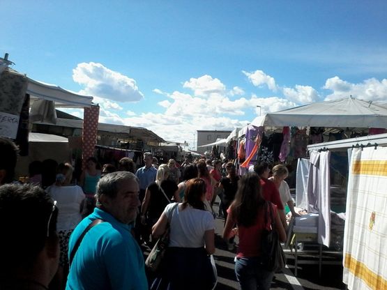 Nel nuovo mercato di via Napoli<br />tra bagni chiusi e disservizi