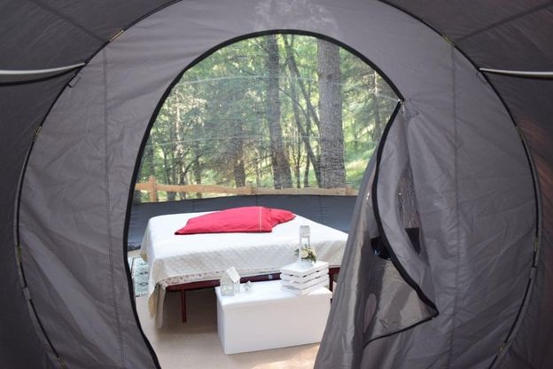 Dormire nel bosco dentro una bolla, ecco le bubble room nei Monti Dauni