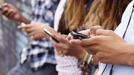 Tariffe 28 giorni, ecco gli indennizzi degli operatori. Codacons: "A volte meglio aspettare i rimborsi"