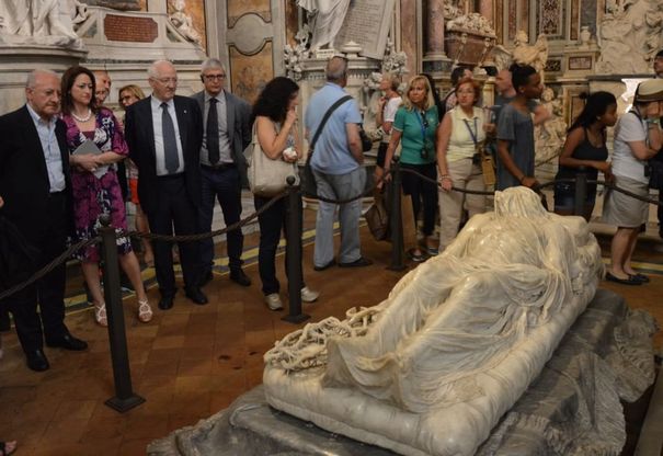 De Luca visita la Cappella Sansevero e la mostra "Il bello e il vero"