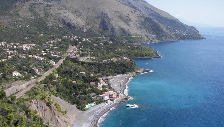 Basilicata: viaggio tra coste selvagge e paesaggi inattesi