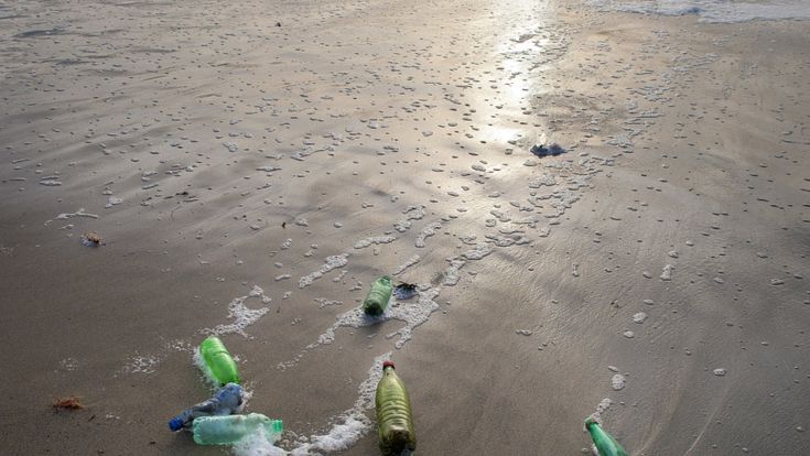 Lobby in azione sull’uso dei rifiuti: così in Italia è saltato il decreto green