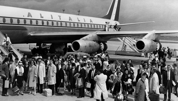 Alitalia, slacciate le cinture