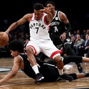 Basket, Nba: Minnesota schianta Cleveland, Golden State senza freni