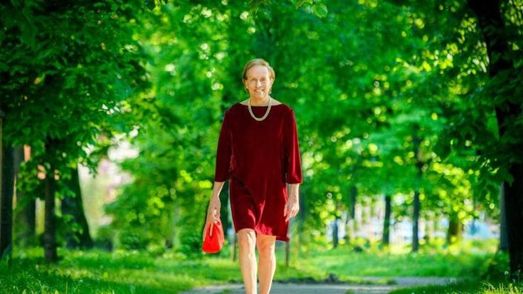 Stefano Ferri, il più noto “crossdresser” italiano: “Mi sono autocensurato per 27 anni, ma ora vestirmi da donna non è più un problema ma un segno di libertà”