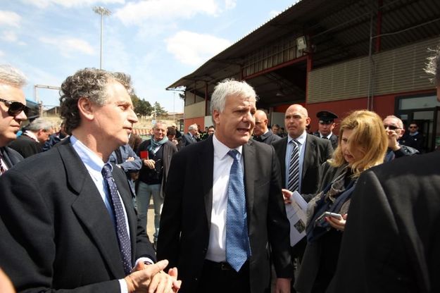 Ilva, Galletti: "I soldi dei Riva per il piano ambientale"