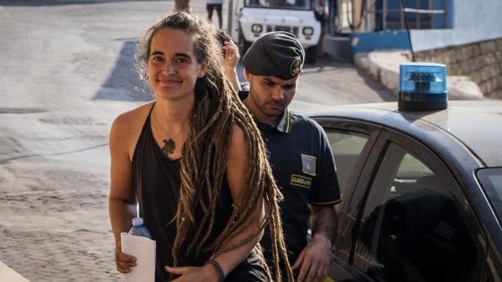 Sea Watch, il presidente tedesco: "Da Roma ci aspettiamo un comportamento diverso"