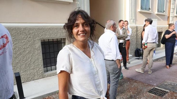 I nuovi inquilini all’ex Beretta: “Dopo lo sfratto mi hanno aiutata gli amici. Ora ho un posto”