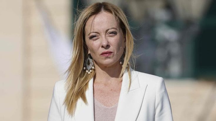 Lo spread sale, FdI evoca il complotto: "Non sarà come il 2011". Meloni: “Soliti noti vorrebbero governo tecnico”. Il Pd: “Esca da paranoia”