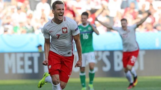 Polonia-Irlanda del Nord 1-0: Milik abbatte il muro verde
