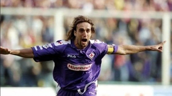 Firenze, per i 50 anni di Gabriel Batistuta festa in piazza Signoria 