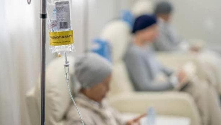 Non aveva un tumore, ma sottoposta ad anni di chemio morì per leucemia: alla famiglia 1,3 mln