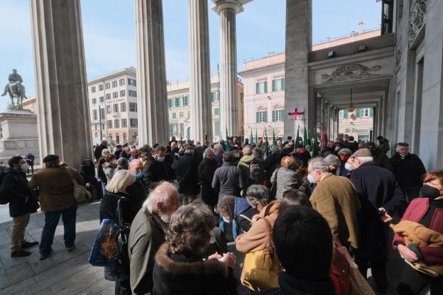 Genova, davanti al teatro lirico un portico intitolato a Fulvio Cerofolini, il sindaco più amato