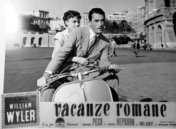 Festa del Cinema, omaggio a Gregory Peck: in piazza di Spagna torna Vacanze romane e da Buccellati gli scatti del "re dei paparazzi"